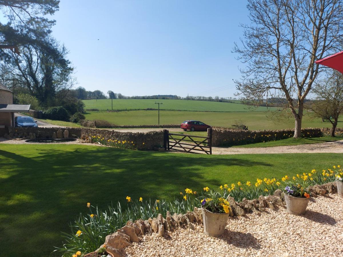 Thames Head Wharf - Historic Cotswold Cottage With Stunning Countryside Views Cirencester Exteriér fotografie