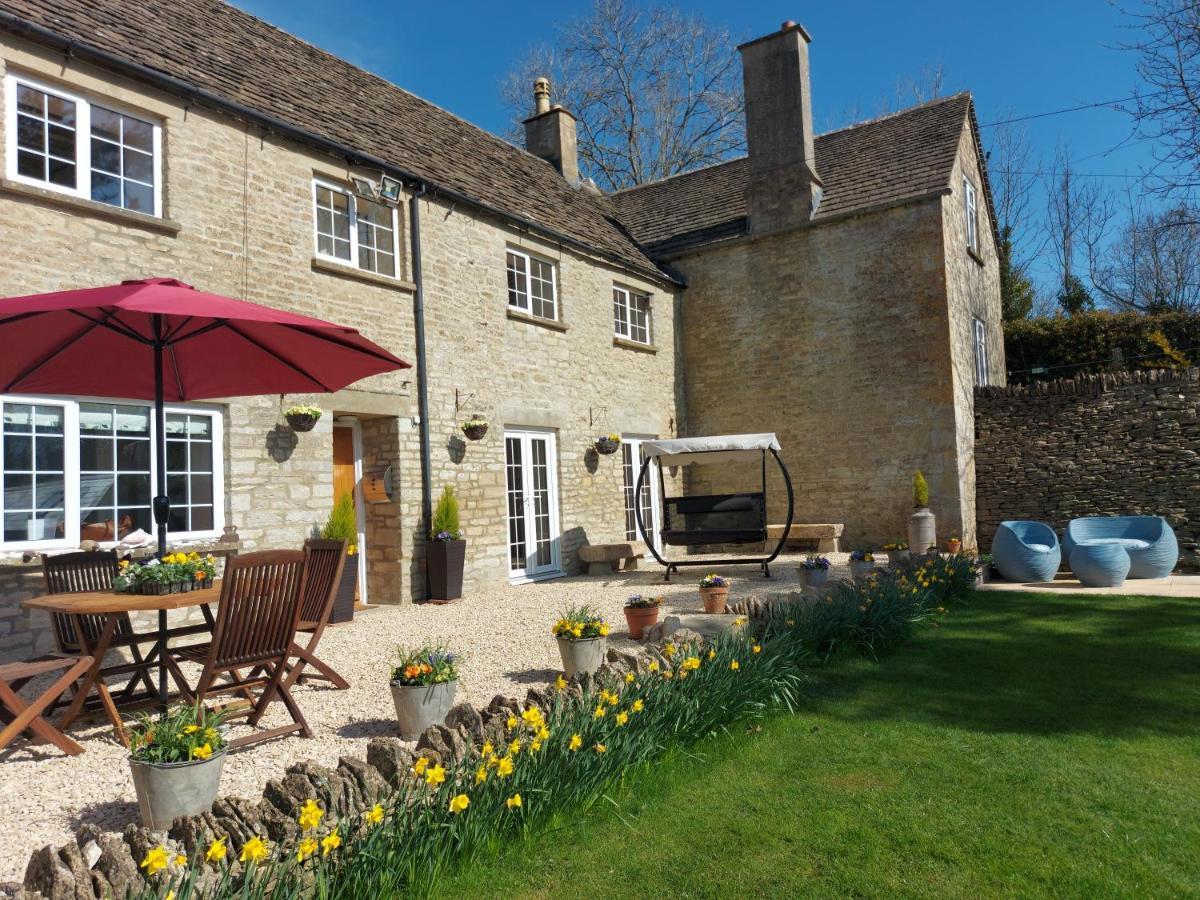 Thames Head Wharf - Historic Cotswold Cottage With Stunning Countryside Views Cirencester Exteriér fotografie