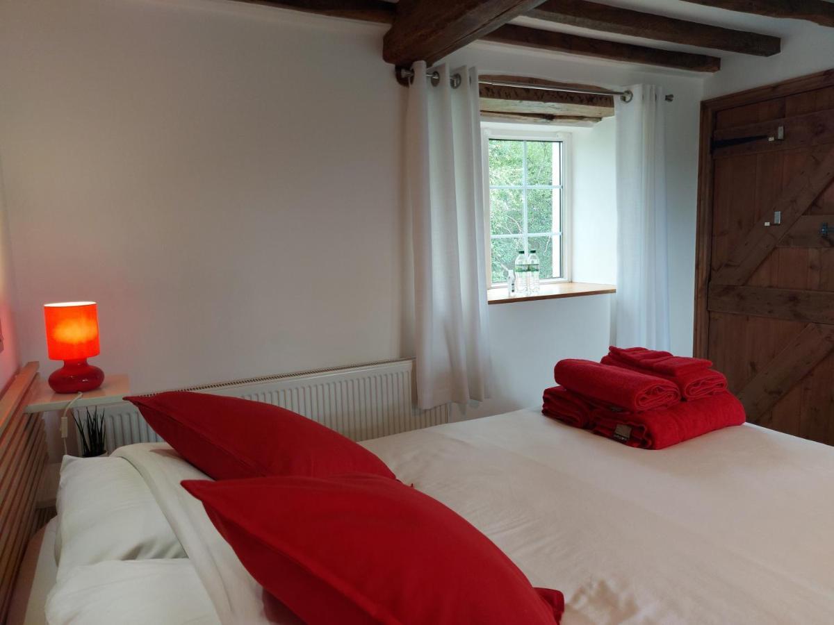 Thames Head Wharf - Historic Cotswold Cottage With Stunning Countryside Views Cirencester Exteriér fotografie