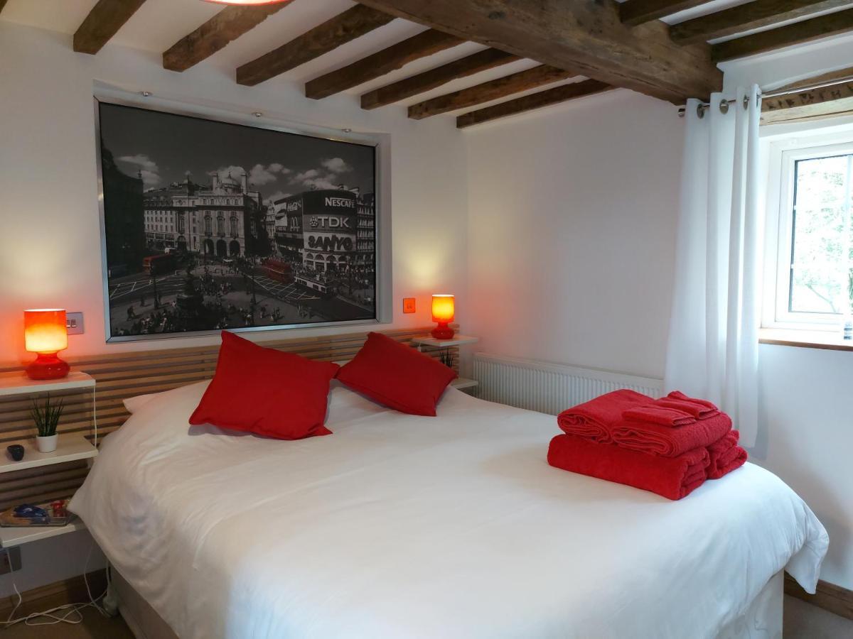 Thames Head Wharf - Historic Cotswold Cottage With Stunning Countryside Views Cirencester Exteriér fotografie