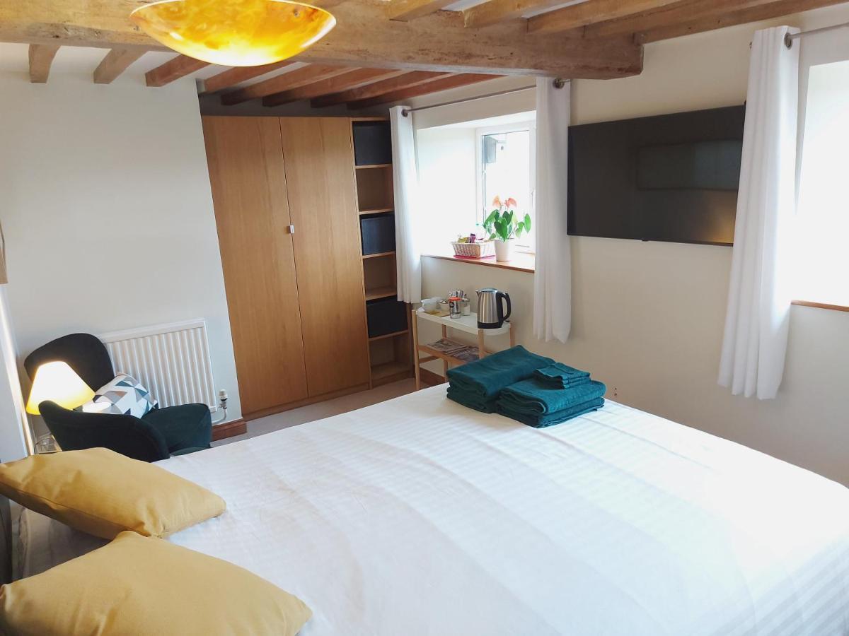 Thames Head Wharf - Historic Cotswold Cottage With Stunning Countryside Views Cirencester Exteriér fotografie