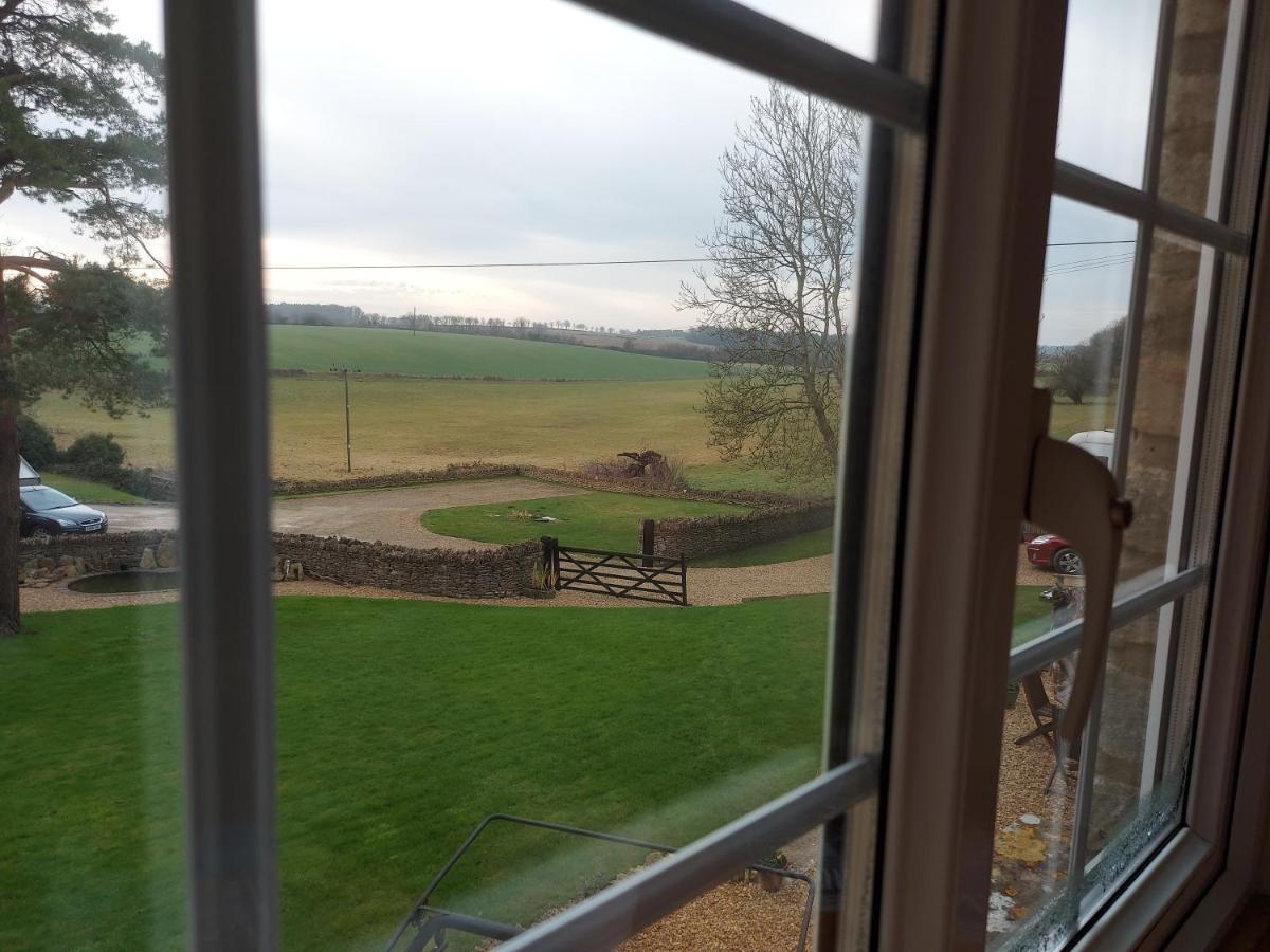 Thames Head Wharf - Historic Cotswold Cottage With Stunning Countryside Views Cirencester Exteriér fotografie