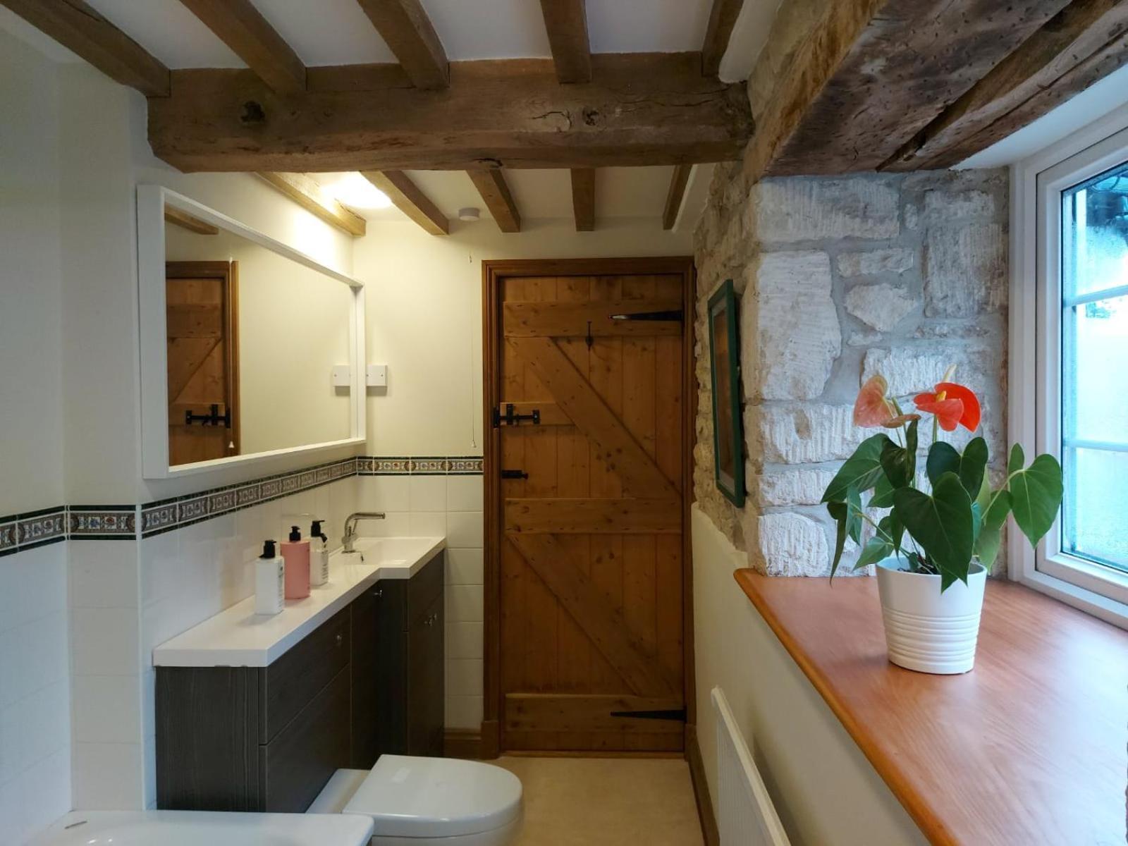 Thames Head Wharf - Historic Cotswold Cottage With Stunning Countryside Views Cirencester Exteriér fotografie